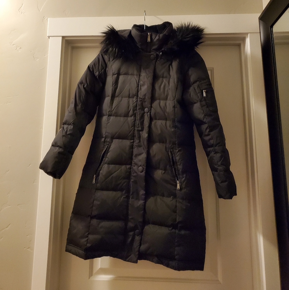 DKNY puffer coat small